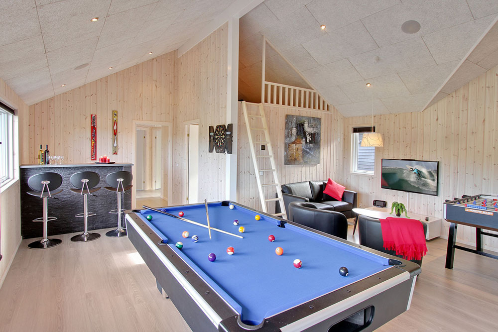 I aktivitetsrummet kan der dystes i både billard/pool, bordtennis og bordfodbold
