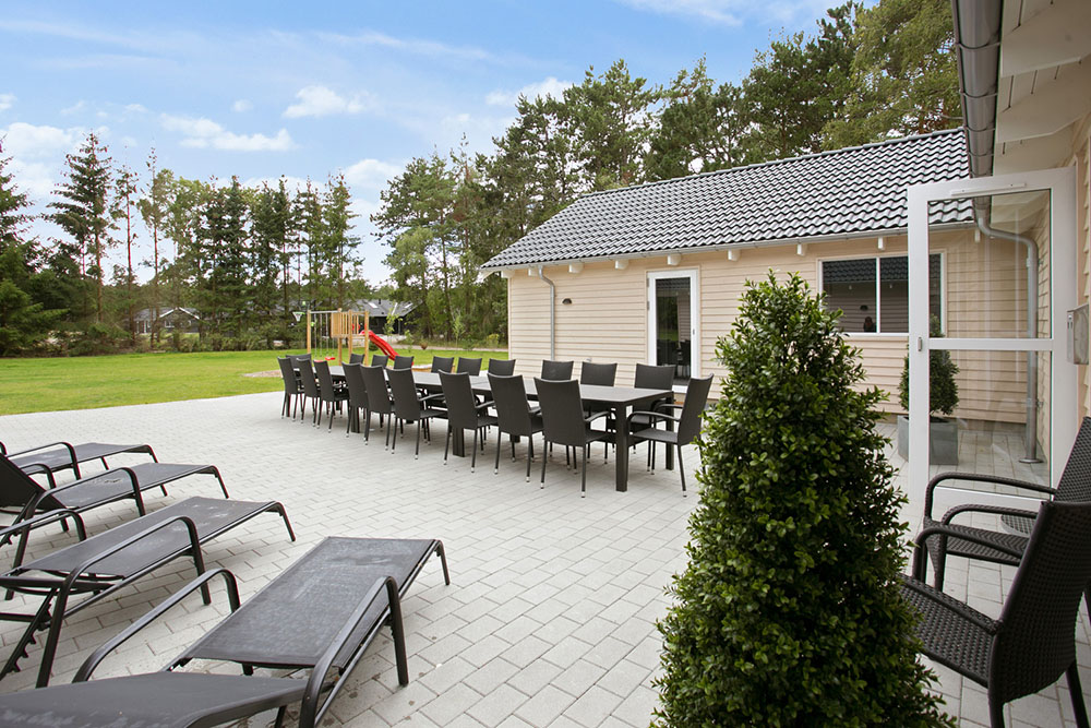 Luksushus nr. 362 har en dejlig terrasse med gode havemøbler til 24 personer.