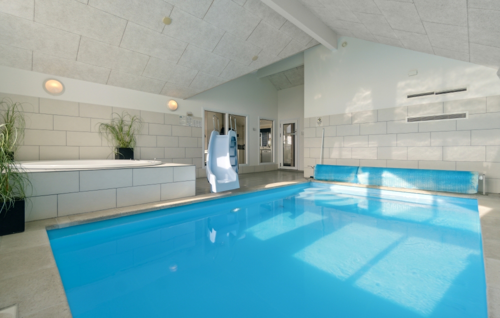Den lækre pool i luksushuse nr. 363 til 20 personer