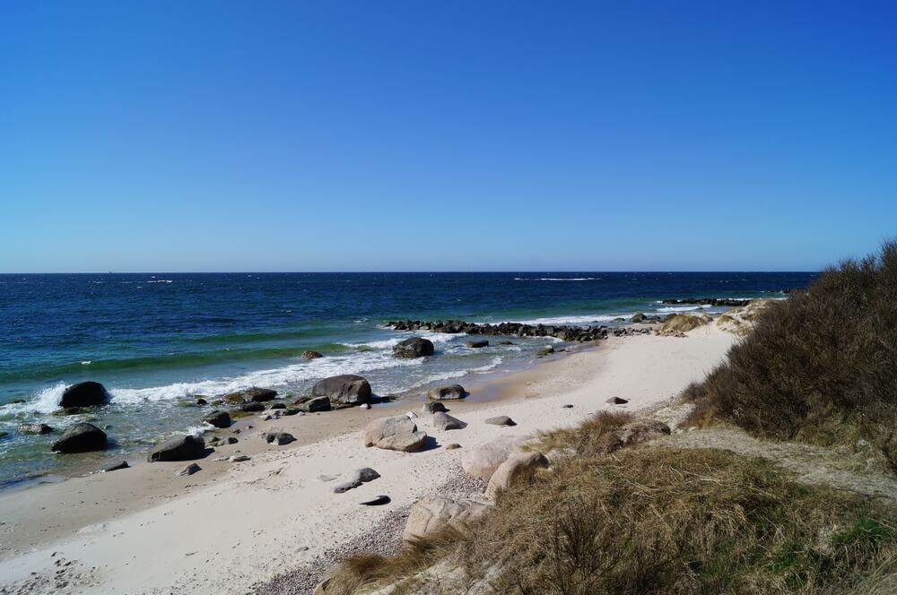 Stranden nær luksushus nr. 374.