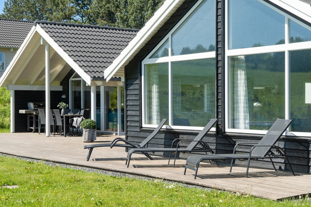 Luksushus nr. 417 har en dejlig terrasse med gode havemøbler til 14 personer.