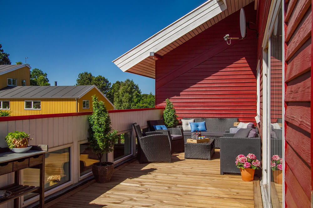 Luksushus nr. 423 har en dejlig terrasse med gode havemøbler til 28 personer.