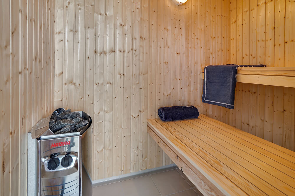 Nyd varmen i saunaen i luksushus nr. 716 til 16 personer