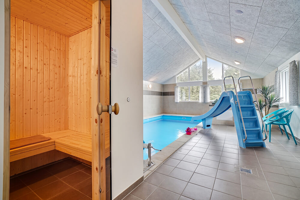 Den lækre pool i luksushuse nr. 431 til 30 personer