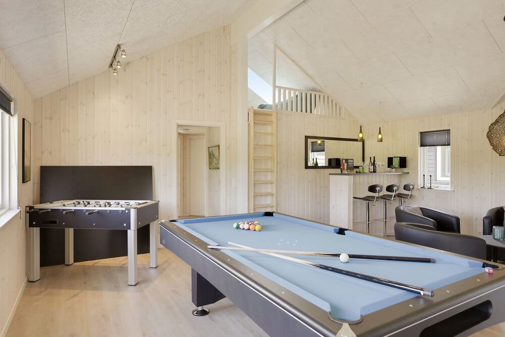Ud over de mange timer, man kan bruge i husets pool-afdeling, så byder luksushus 433 også på billard/bordtennis og dart