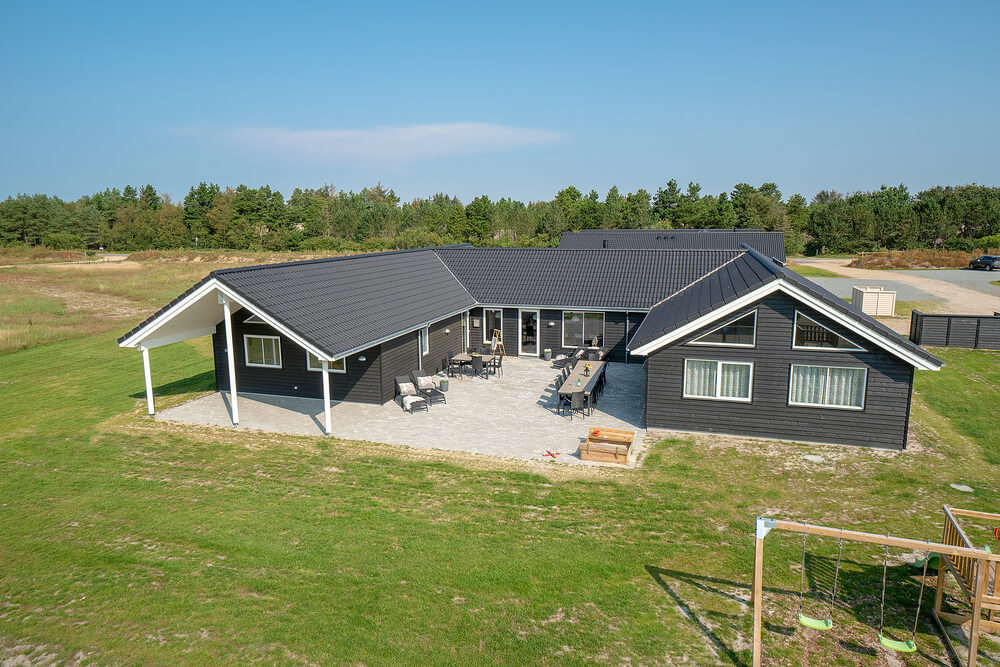 Dette skønne poolhus nr. 457 med plads til 20 personer ligger i Vestjylland