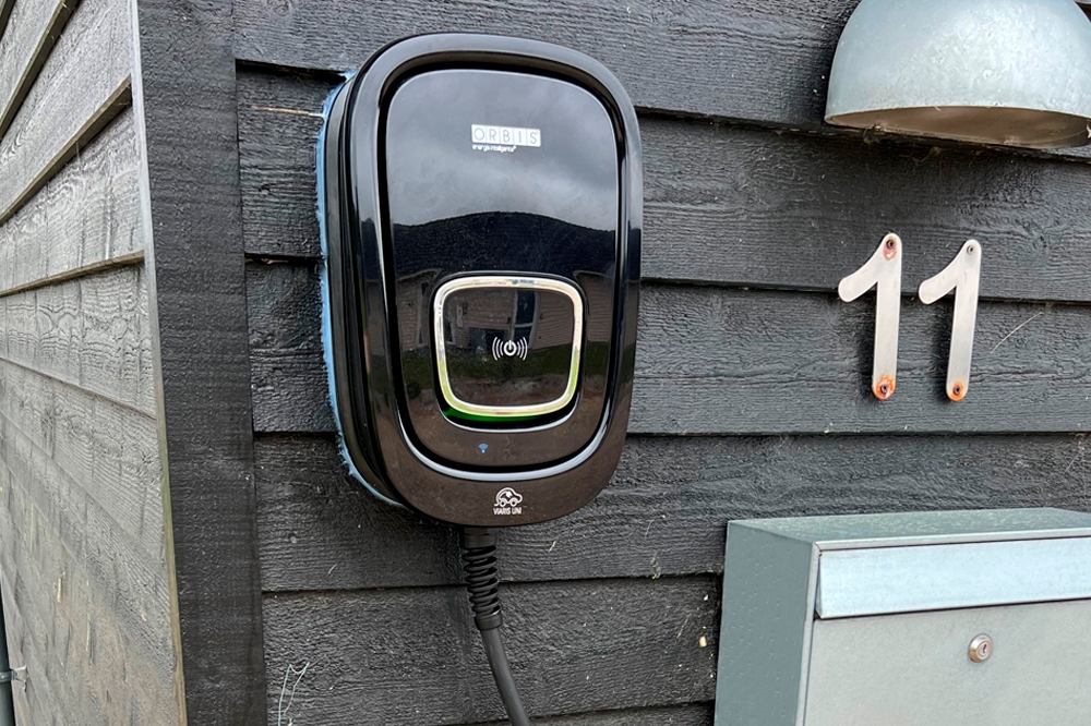 Ud over de mange timer, man kan bruge i husets pool-afdeling, så byder luksushus 457 også på mange udendørs aktiviteter