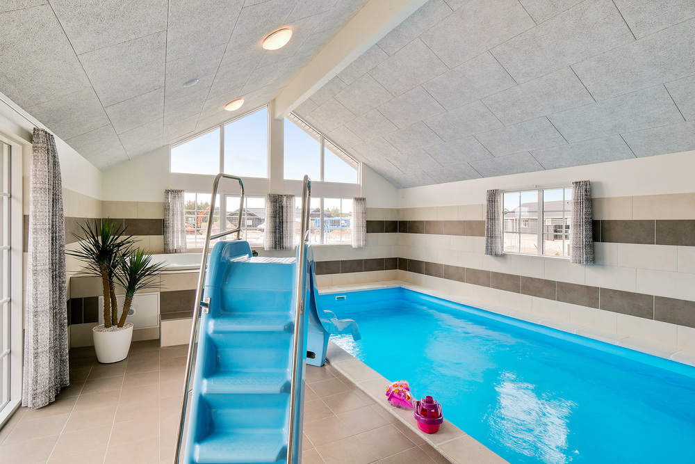 Den lækre pool i luksushuse nr. 465 til 20 personer