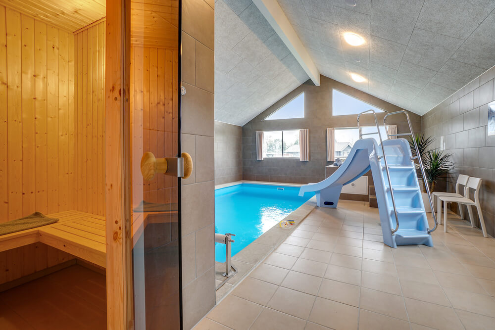 Den lækre pool i luksushuse nr. 474 til 20 personer