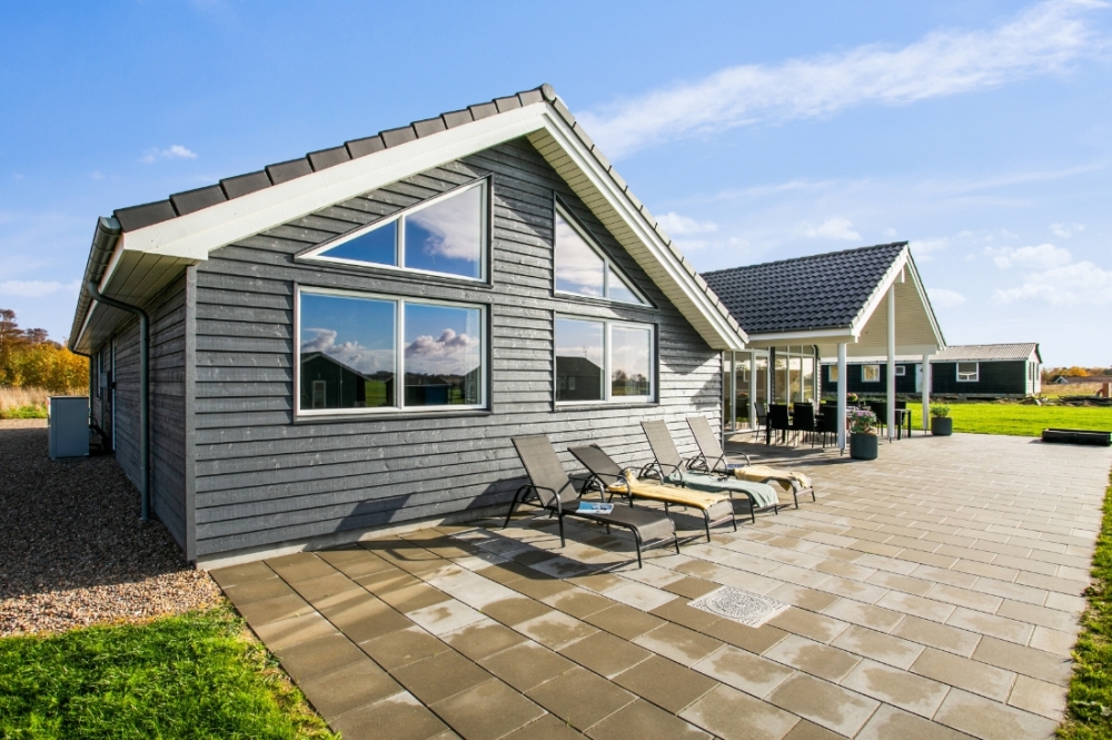 Nyd en grillaften på terrassen i luksushus nr. 489 i Østjylland