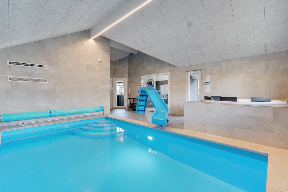Den lækre pool i luksushuse nr. 486 til 20 personer
