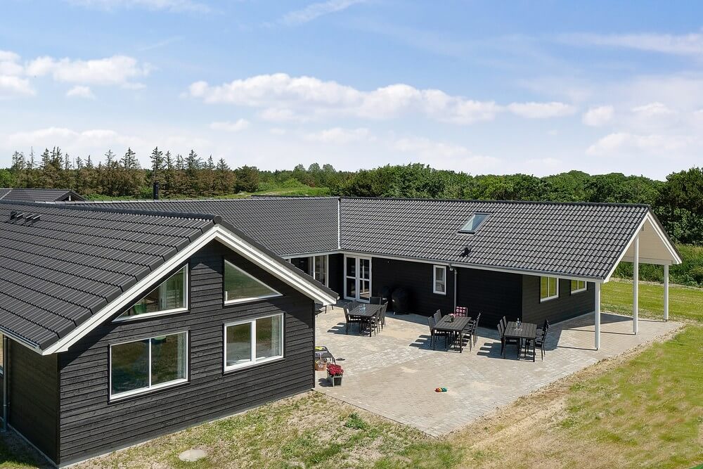 Dette skønne poolhus nr. 728 med plads til 24 personer ligger i Tyskland