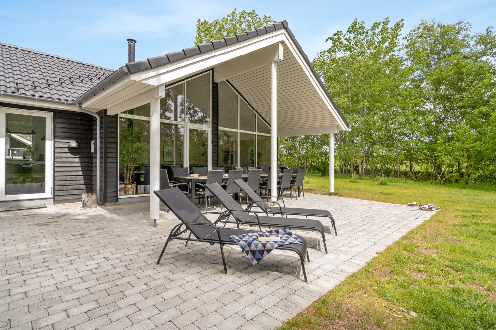 Luksushus nr. 519 har en dejlig terrasse med gode havemøbler til 14 personer.