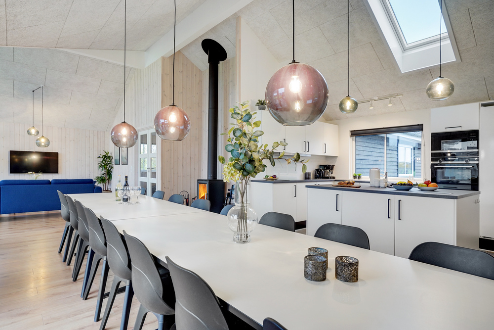 Opholdsrum med plads til 16 i luksushus nr. 521.