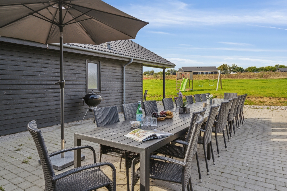 Nyd en grillaften på terrassen i luksushus nr. 499 i Sydjylland