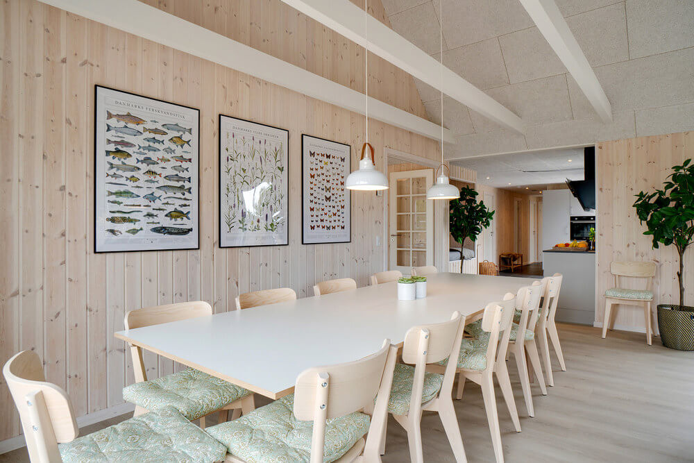 Opholdsrum med plads til 14 i luksushus nr. 518.