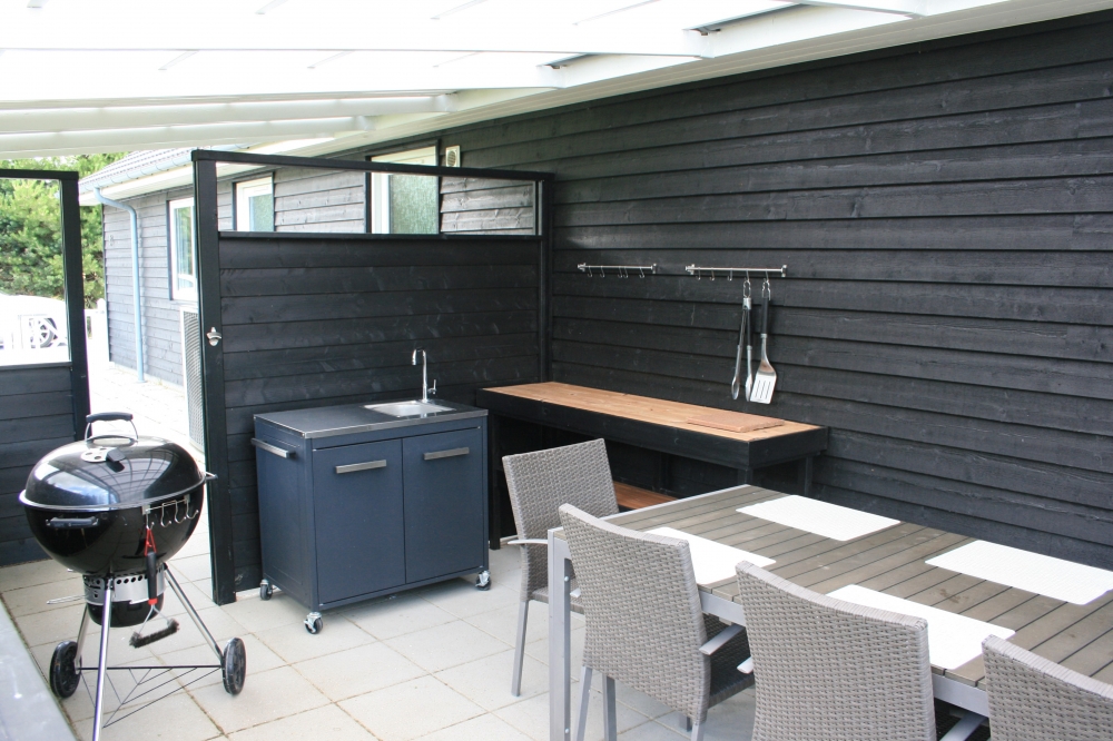 Stor terrasse ved luksushus nr. 525 i Lolland/Falster/Møn.