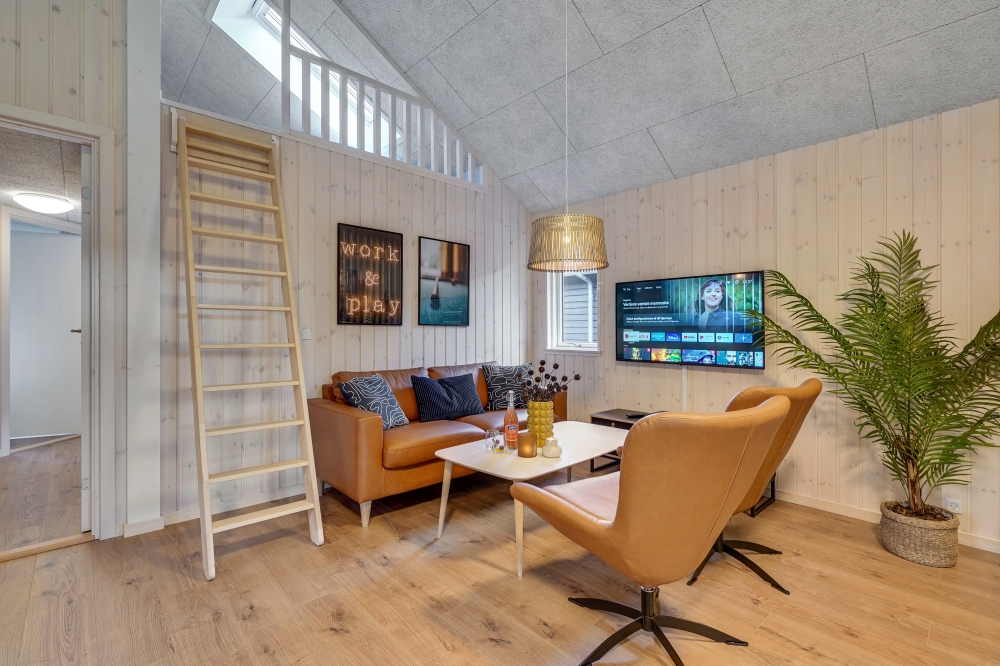 Sofaen i luksushus 568 i Vestjylland indbyder til brætspil eller at se en film sammen.