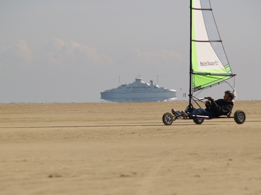 Stranden nær luksushus nr. 600 i Sydjylland indbyder til en gåtur.