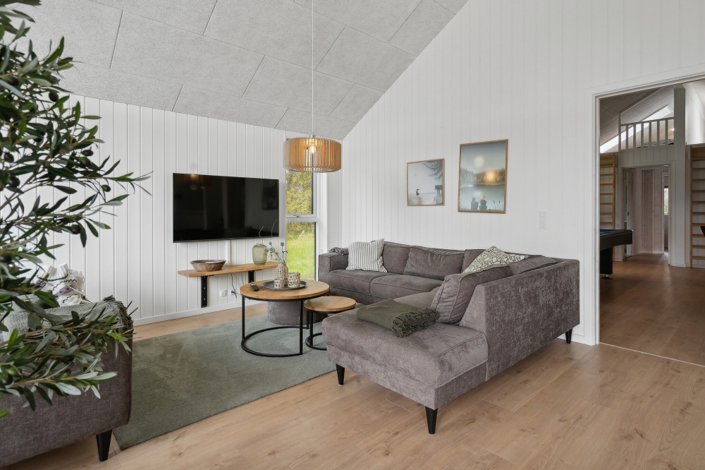 Sofahjørnet i luksushus 595 i Sydjylland.