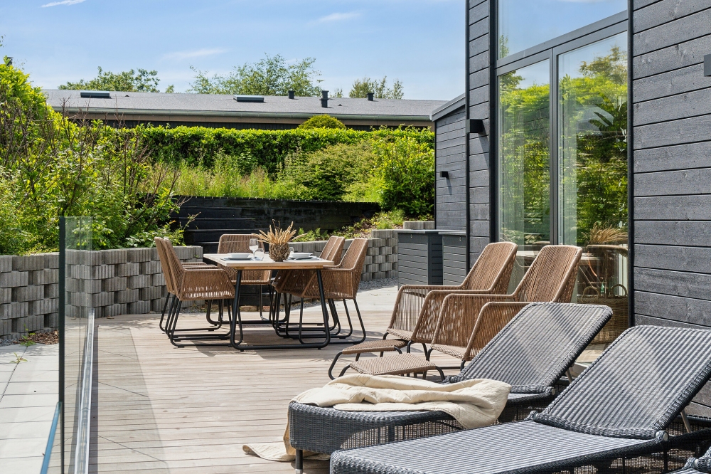 Nyd en grillaften på terrassen i luksushus nr. 606 i Østjylland