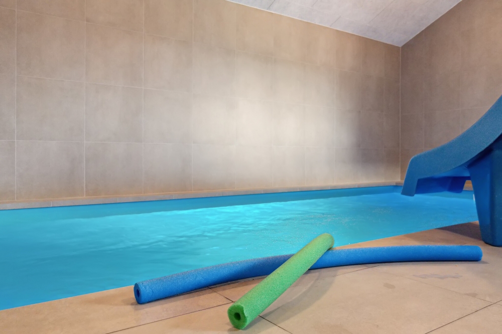 Den lækre pool i luksushuse nr. 634 til 18 personer