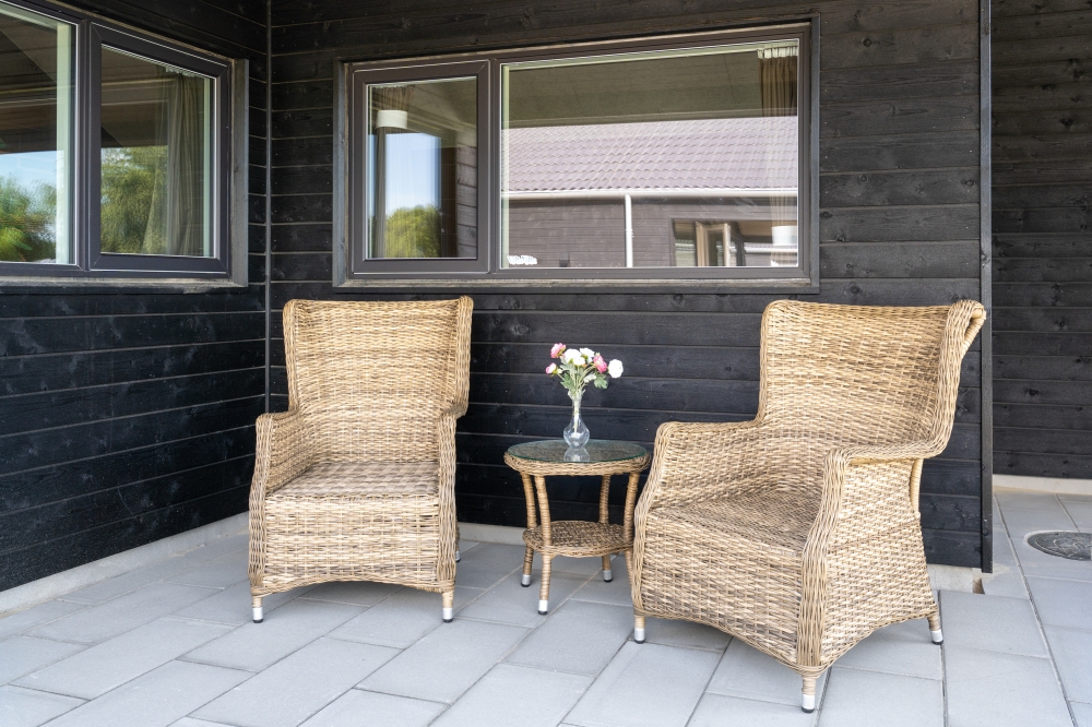 Luksushus nr. 763 har en dejlig terrasse med gode havemøbler til 16 personer.