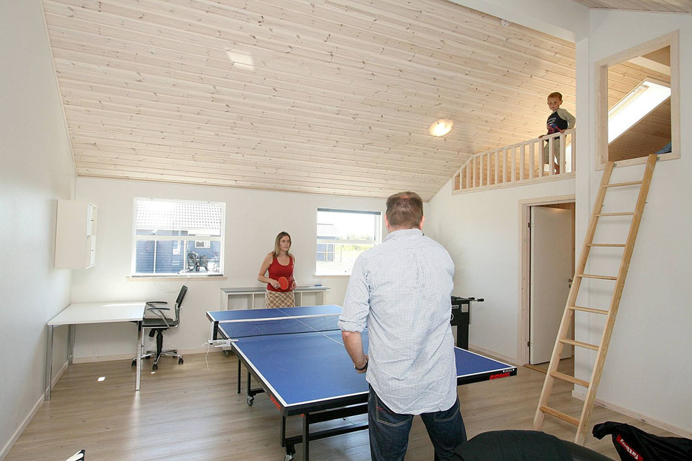 I aktivitetsrummet kan der spilles både bordtennis, Wii og fodboldspil