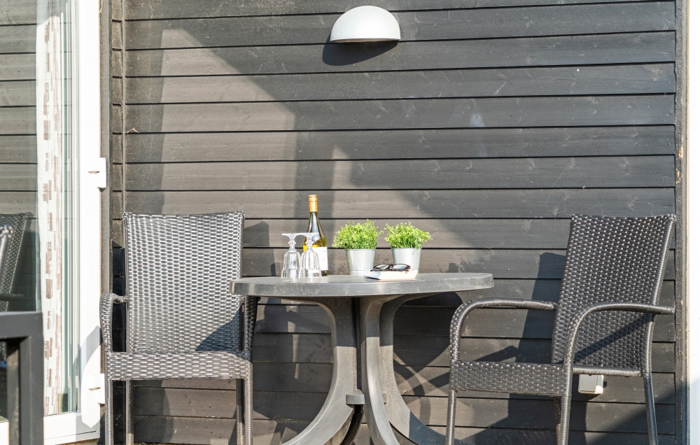 Nyd en grillaften på terrassen i luksushus nr. 194 i Nordjylland