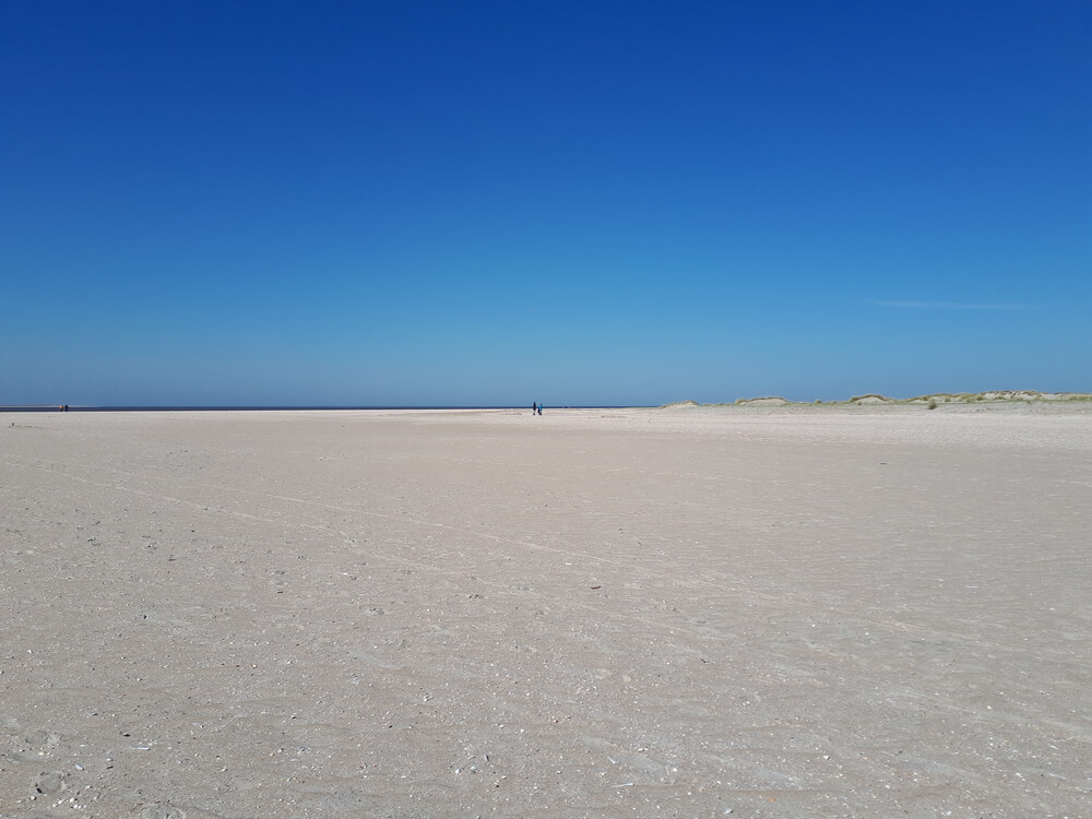 Den dejlige strand nær luksushus 182 ved Sydjylland.