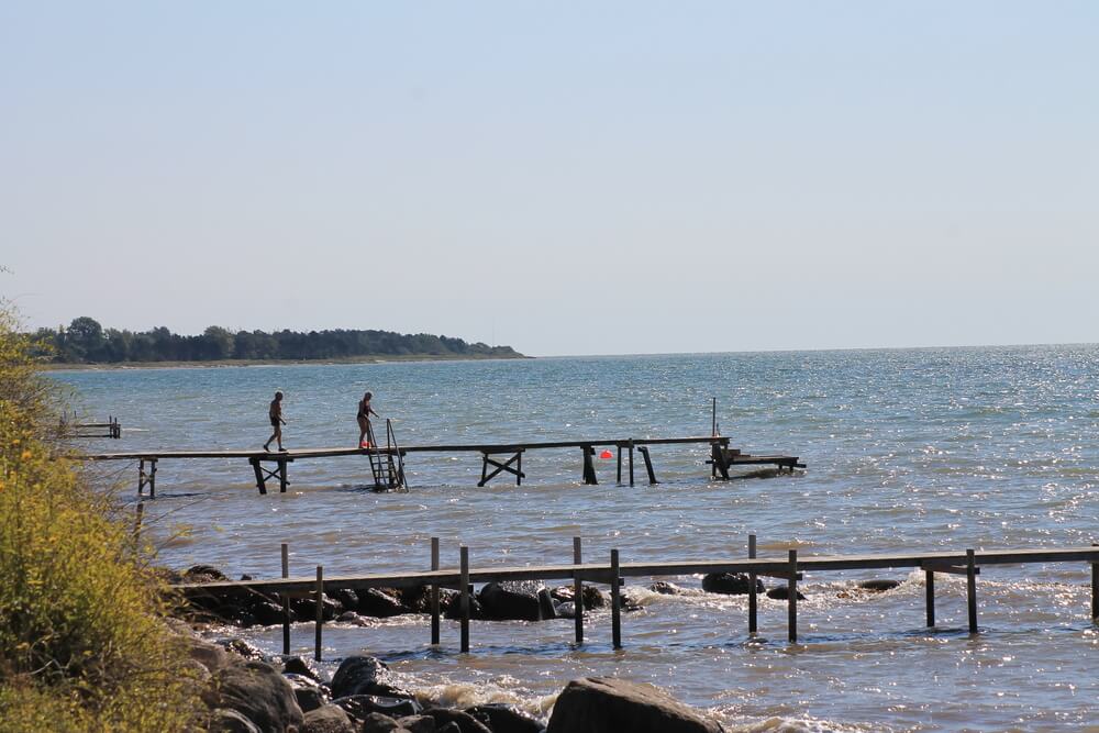 Stranden nær luksushus nr. 258 i Sydjylland indbyder til en gåtur.
