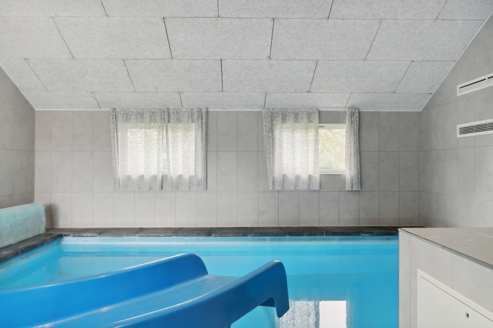 Den lækre pool i luksushuse nr. 212 til 14 personer