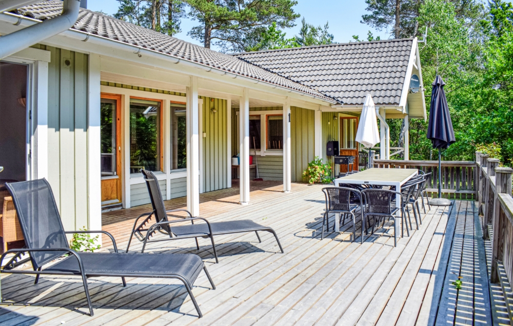 Luksushus nr. 126 har en dejlig terrasse med gode havemøbler til 12 personer.