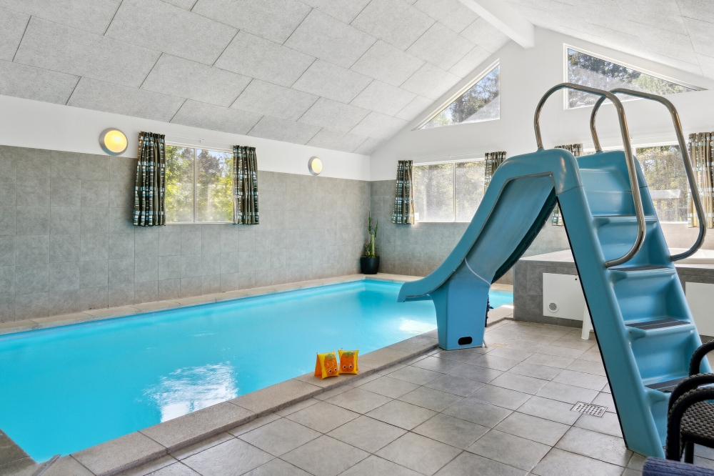 Den lækre pool i luksushuse nr. 261 til 24 personer