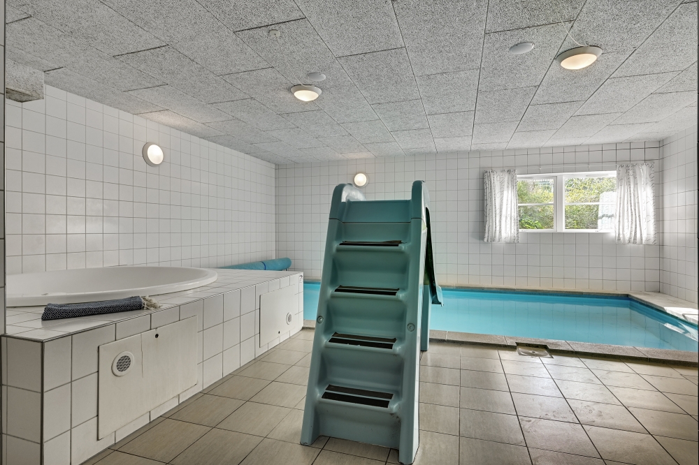 Den lækre pool i luksushuse nr. 247 til 20 personer