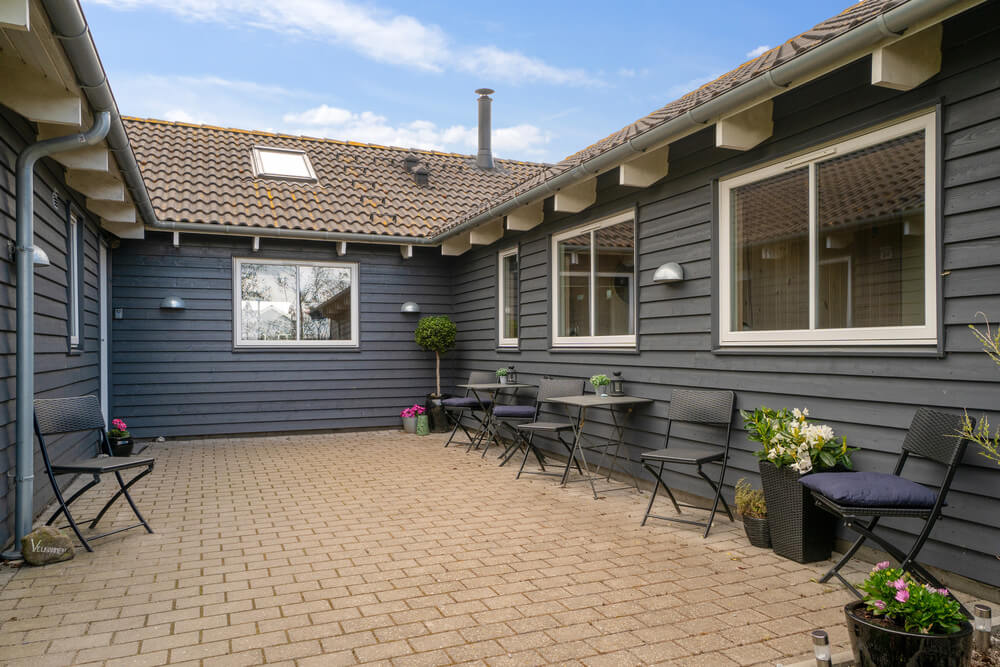 Stor terrasse ved luksushus nr. 285 i Lolland/Falster/Møn.